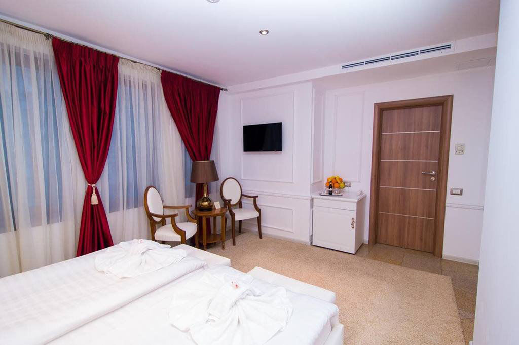 Dbh Bucharest Hotel Buitenkant foto