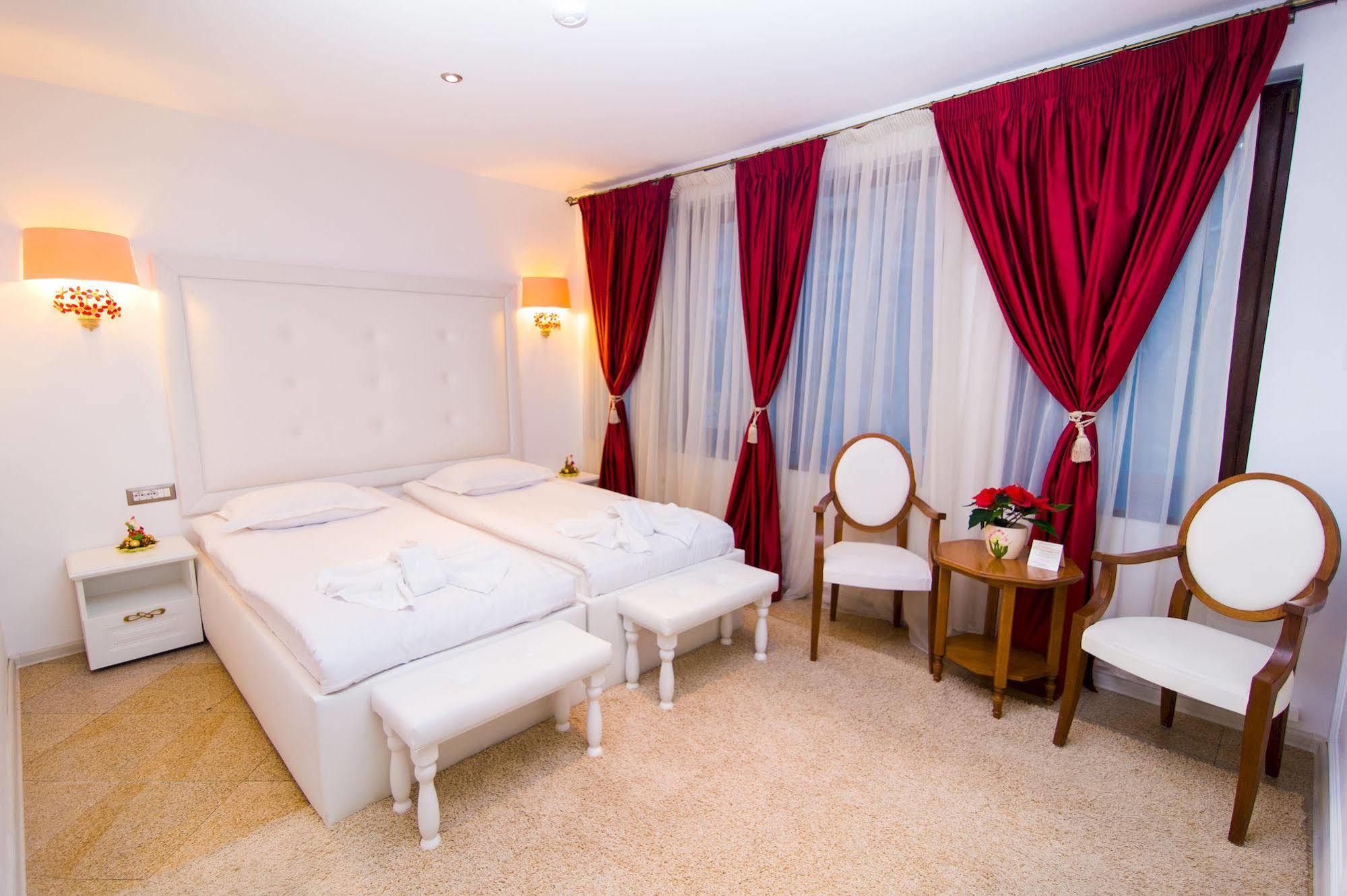 Dbh Bucharest Hotel Buitenkant foto