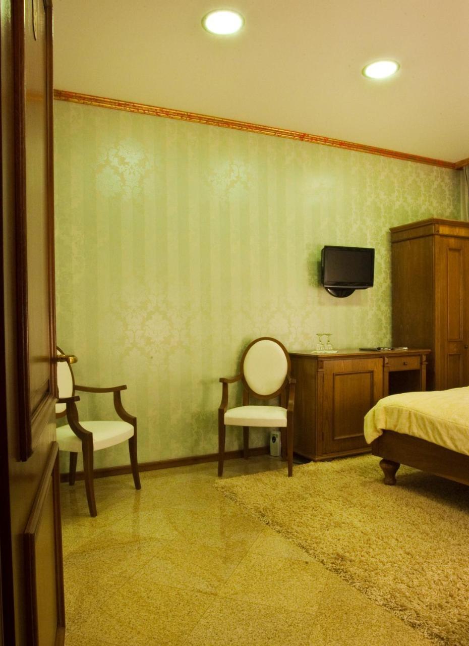 Dbh Bucharest Hotel Kamer foto